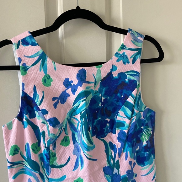 Lilly Pulitzer Dress Size 2 Light Pink With Blue Roses Side Ties - Picture 4 of 5